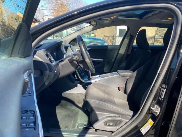 2015 Volvo V60