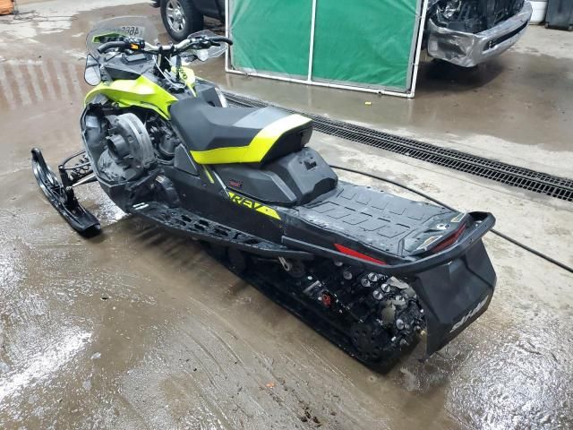 2020 Skidoo 2020 Skidoo Renegade