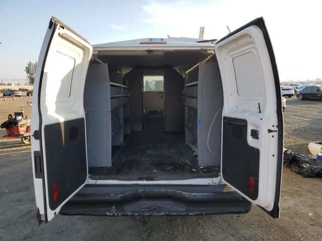 2013 Ford Econoline E350 Super Duty Van