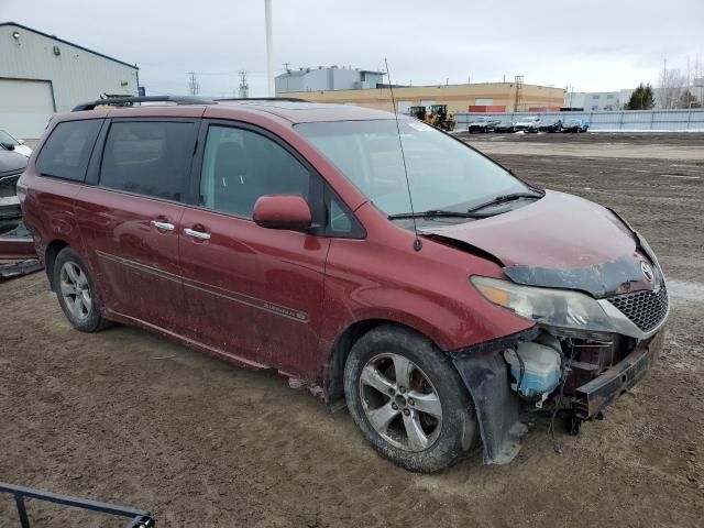 2013 Toyota Sienna Sport