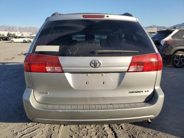 2004 Toyota Sienna CE