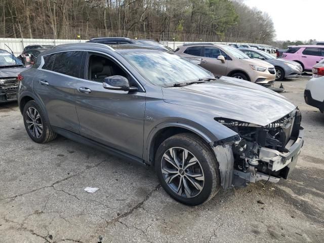 2017 Infiniti QX30 Base