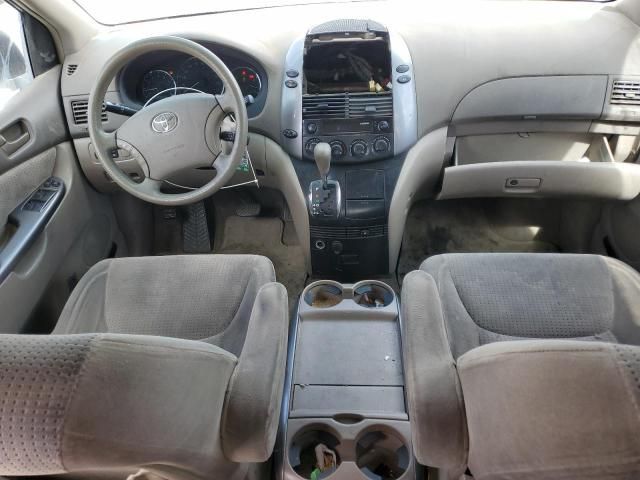 2007 Toyota Sienna CE