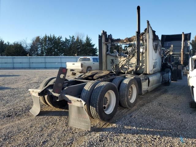 2013 Kenworth T660 Semi Truck