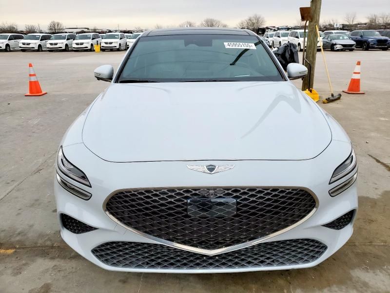 2022 Genesis G70 Base