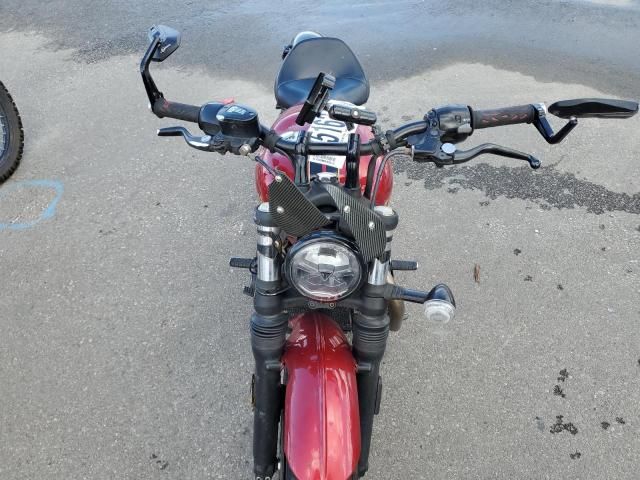 2022 Triumph Bonneville Bobber