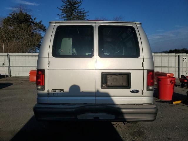 2004 Ford Econoline E150 Van