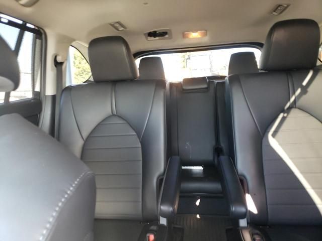 2020 Toyota Highlander Hybrid XLE