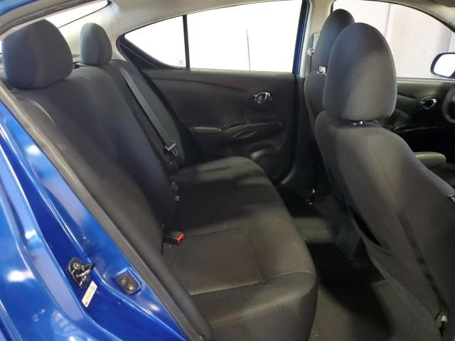 2013 Nissan Versa S