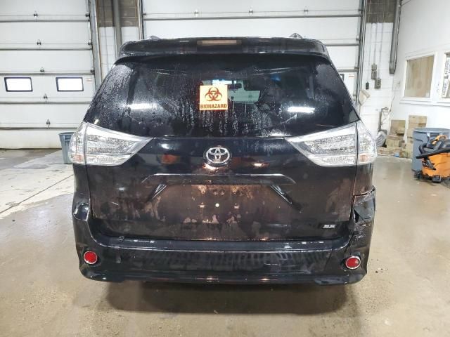 2015 Toyota Sienna Sport