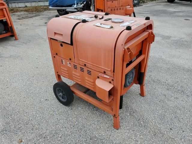 2009 Titan TG 7500D