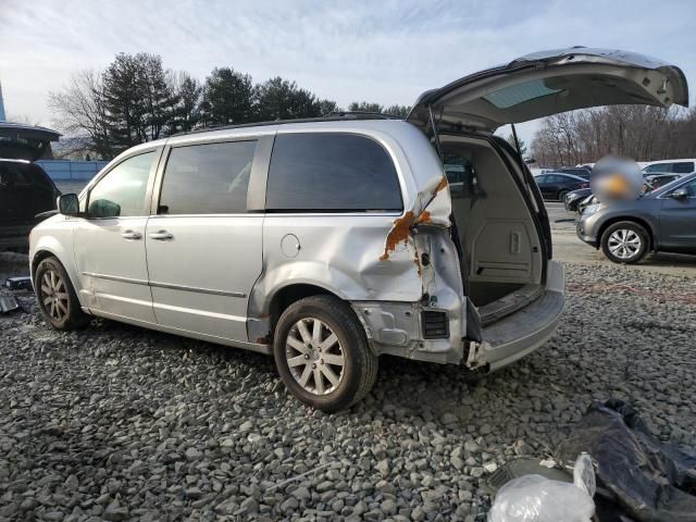 2009 Chrysler Town & Country Touring