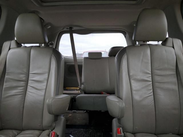 2011 Toyota Sienna XLE