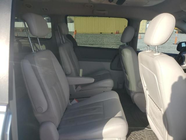 2009 Chrysler Town & Country Touring