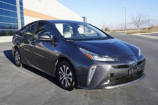 2022 Toyota Prius LE