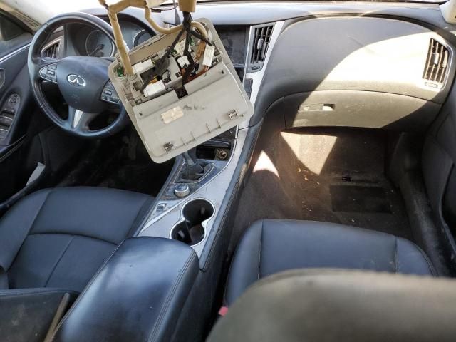 2015 Infiniti Q50 Base