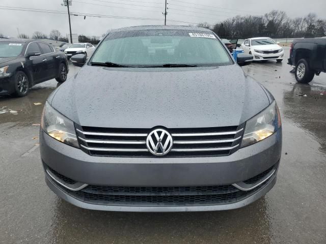 2014 Volkswagen Passat SE