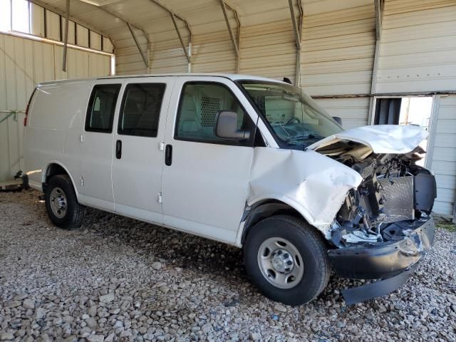 2022 Chevrolet Express G2500