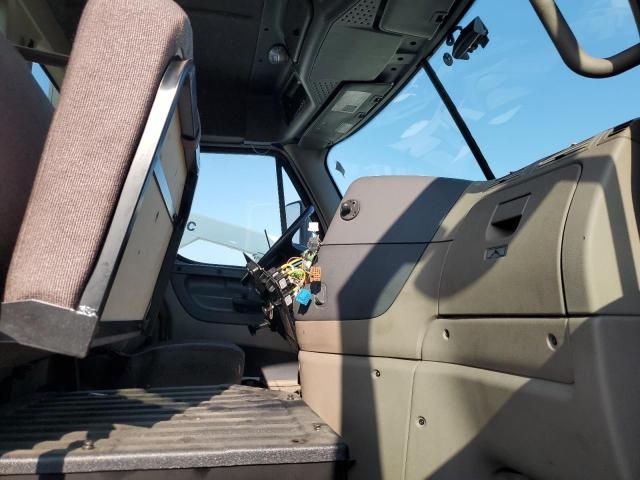 2018 Freightliner Cascadia 113