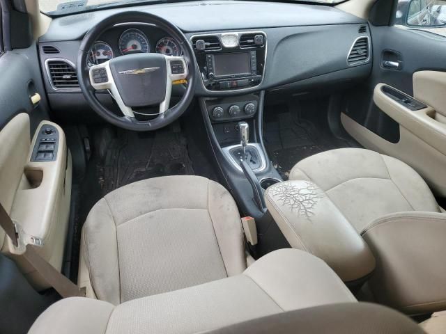 2012 Chrysler 200 Touring