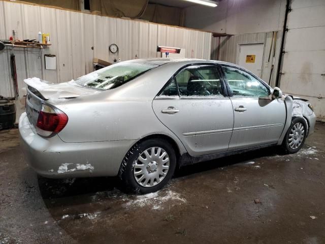 2005 Toyota Camry LE