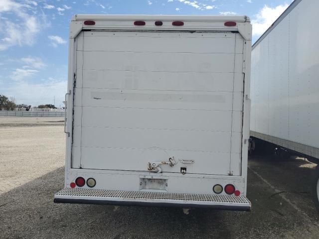 2001 Freightliner Chassis M Line WALK-IN Van