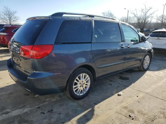 2008 Toyota Sienna XLE