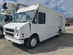 Freightliner Vehiculos salvage en venta: 2001 Freightliner Chassis M Line WALK-IN Van