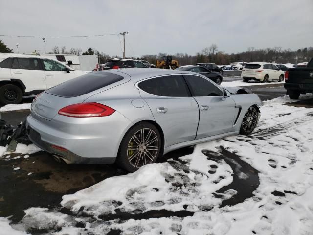 2015 Porsche Panamera S