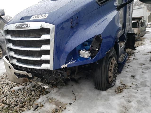 2020 Freightliner Cascadia Semi Truck