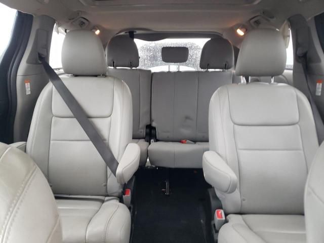 2015 Toyota Sienna XLE