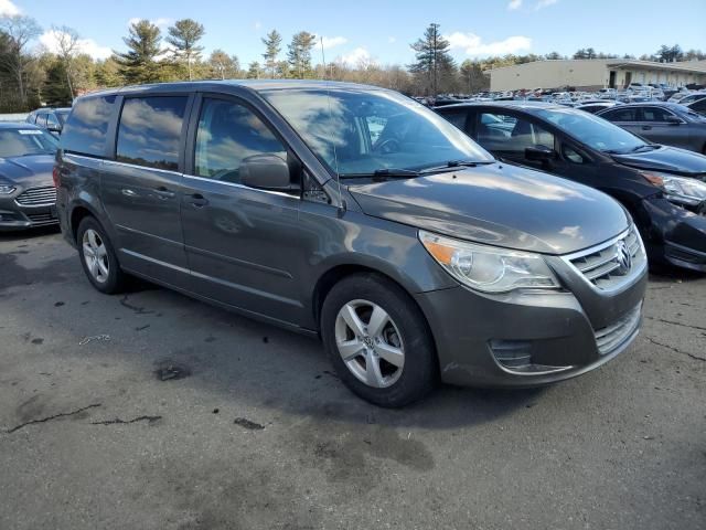 2010 Volkswagen Routan SEL