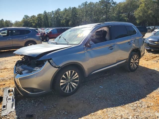 2020 Mitsubishi Outlander SE