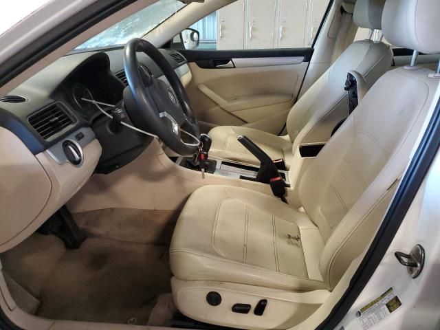 2012 Volkswagen Passat SE