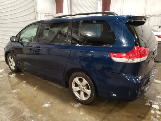 2012 Toyota Sienna LE