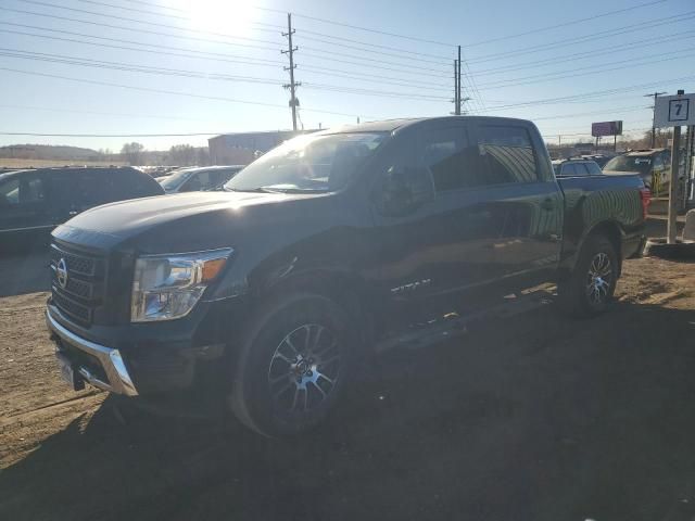 2022 Nissan Titan SV