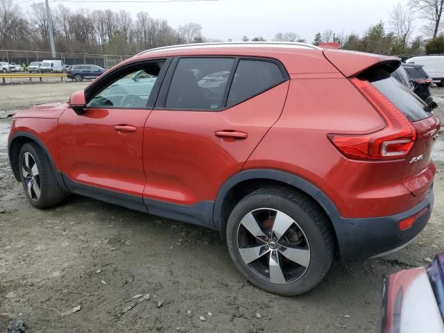 2019 Volvo XC40 T5 Momentum