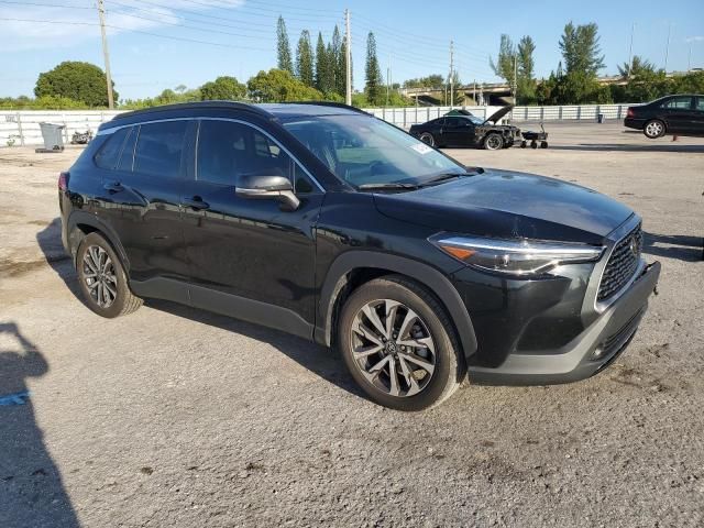 2023 Toyota Corolla Cross XLE