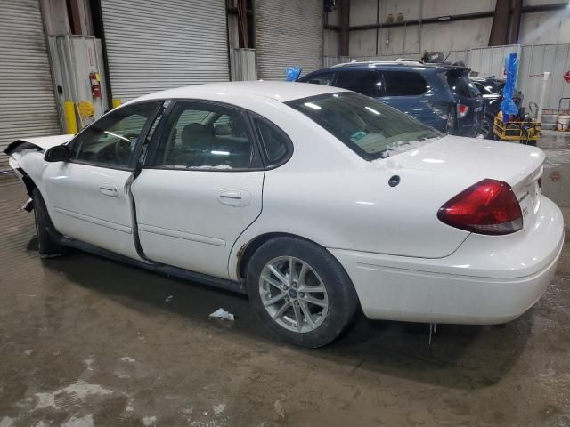 2004 Ford Taurus SE