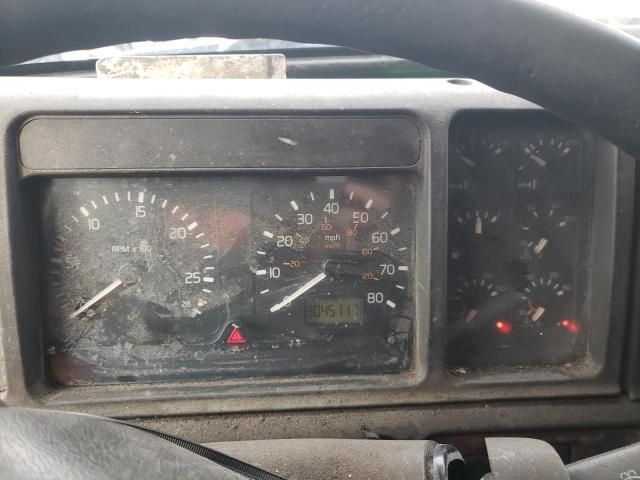 1999 Volvo VN Semi Truck