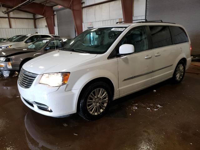 2015 Chrysler Town & Country Touring L