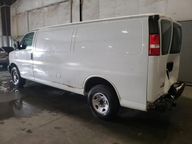 2020 Chevrolet Express G2500