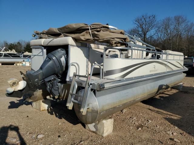 2006 Bennington Marine 2575 RL