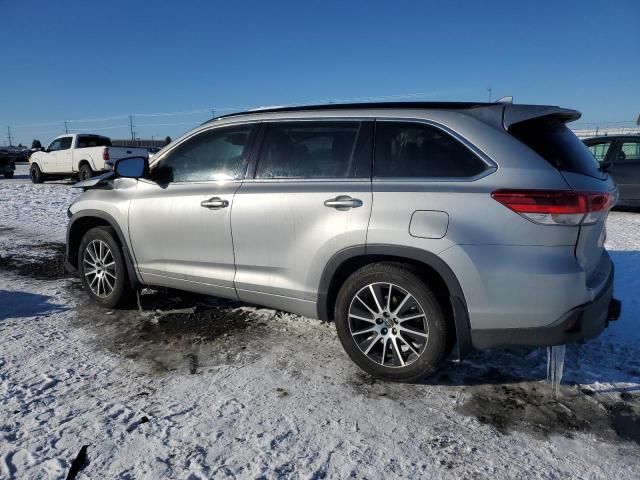 2017 Toyota Highlander SE