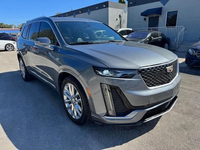 2021 Cadillac XT6 Premium Luxury