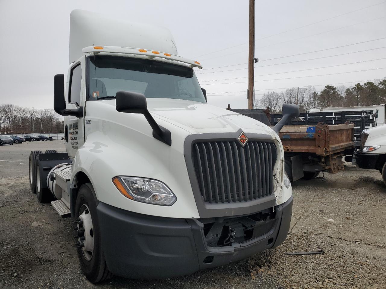 2020 International LT625