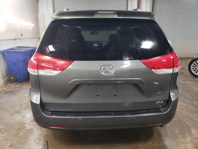 2011 Toyota Sienna XLE