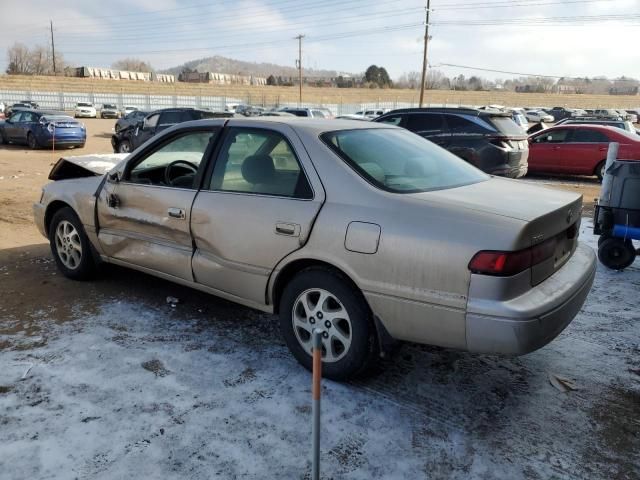 1999 Toyota Camry LE