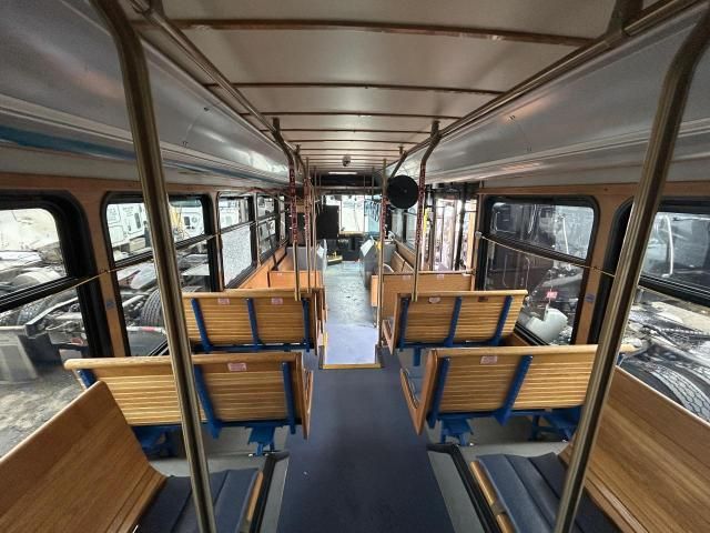 2016 Gillig Transit Bus Low