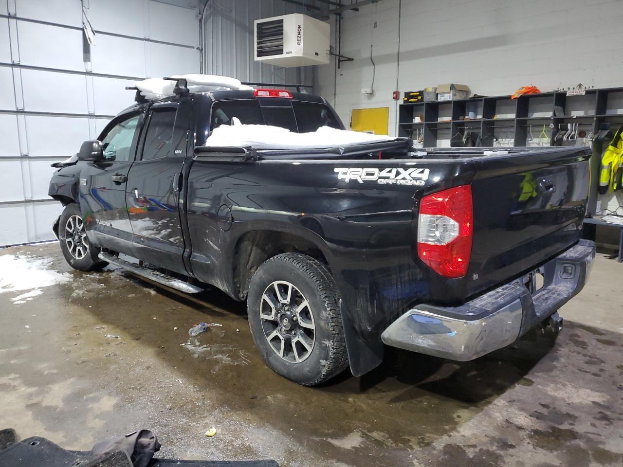 2017 Toyota Tundra SR5